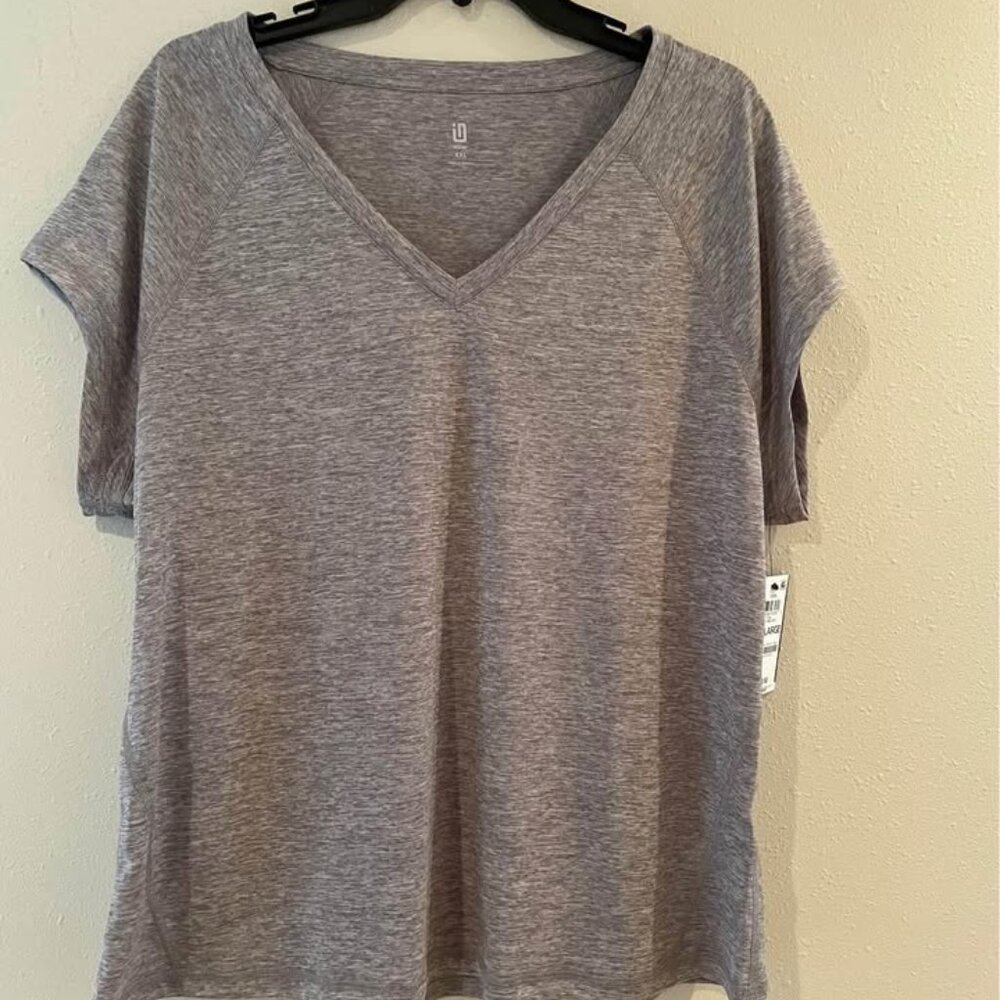 New Ideology Women’s XXL Gray Activewear Performance Dri Fit Shirt